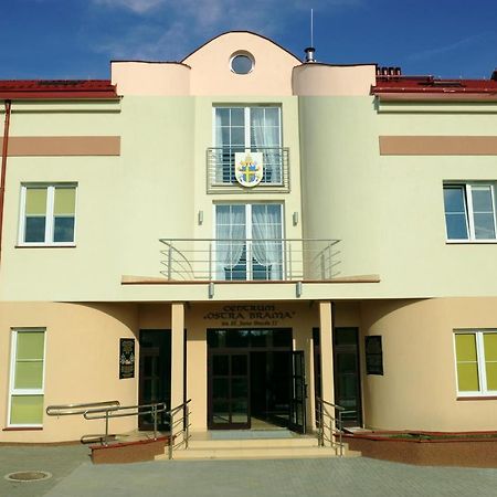 Centrum Ostra Brama Im. Jana Pawla II Skarżysko-Kamienna 外观 照片