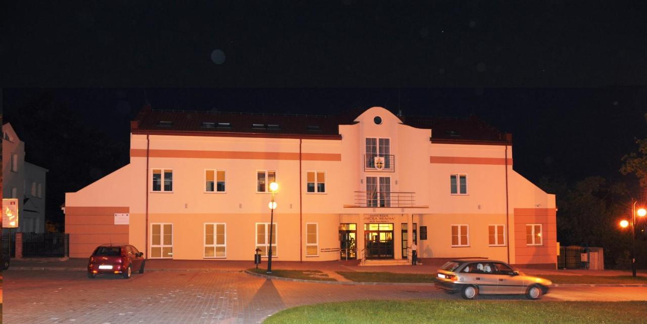 Centrum Ostra Brama Im. Jana Pawla II Skarżysko-Kamienna 外观 照片